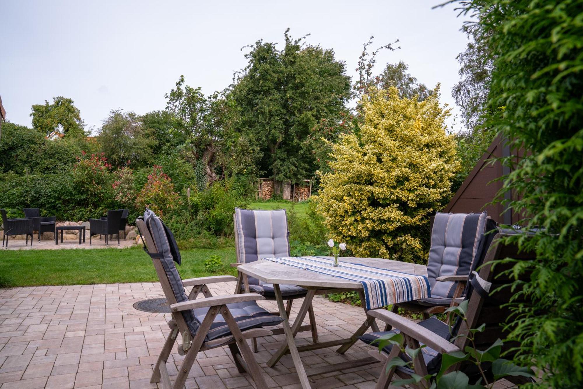 Ferienhaus Seeschwalbe Mit Grossem Garten Eckernförde Exterior foto